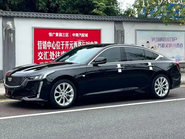 Фотография автомобиля — Cadillac CT5