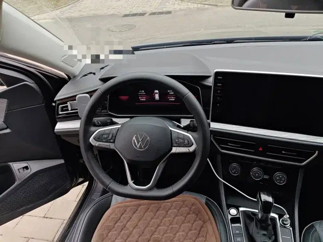 Volkswagen Sagitar — Фото автомобиля 11