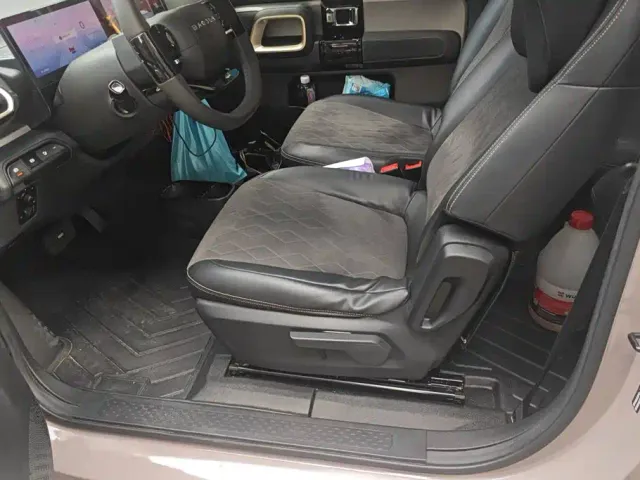 Baojun KiWi EV — Фото автомобиля 11
