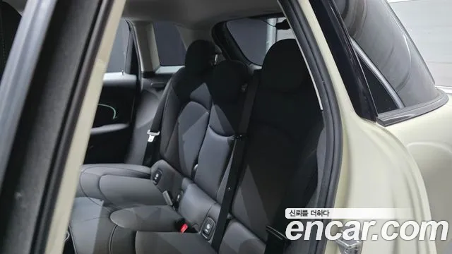MINI Cooper — Фото автомобиля 12