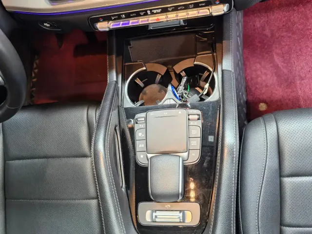 Mercedes-Benz GLE-Class — Фото автомобиля 15