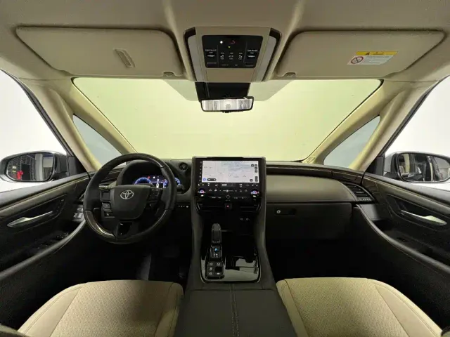 Toyota Alphard — Фото автомобиля 12