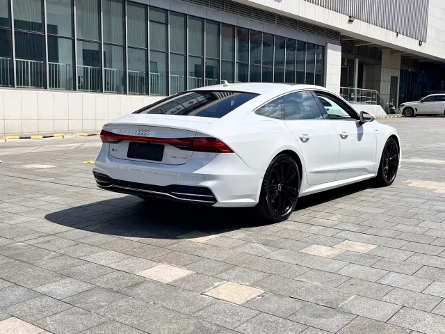 Audi A7 — Фото автомобиля 14