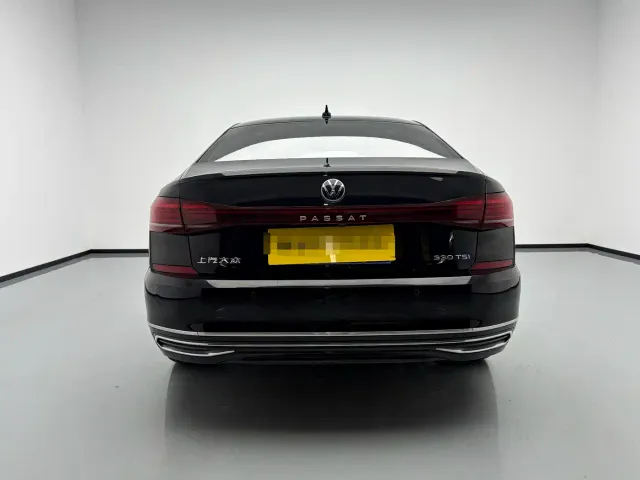 Volkswagen Passat — Фото автомобиля 5