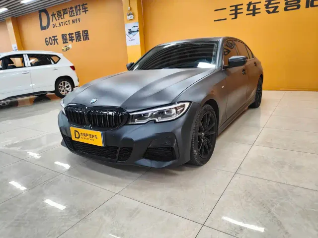 Фотография автомобиля — BMW 3 Series