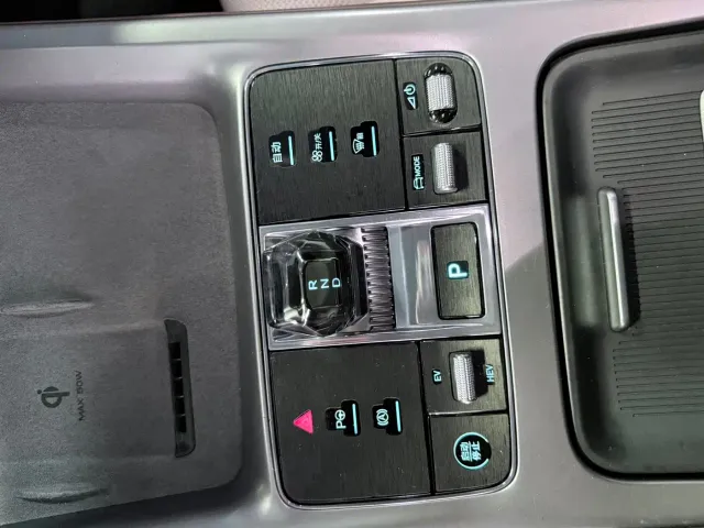 BYD Seal — Фото автомобиля 9