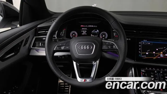 Audi Q8 55 TFSI quattro Premium — Фото автомобиля 11