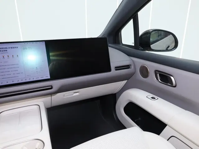 Li Auto i6 — Фото автомобиля 18