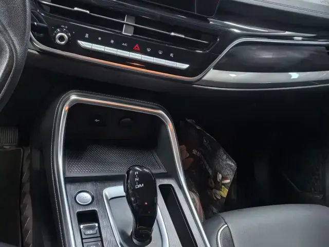 Haval H6 — Фото автомобиля 9