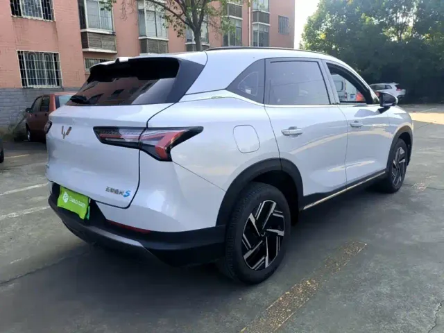 Wuling Starlight S — Фото автомобиля 6