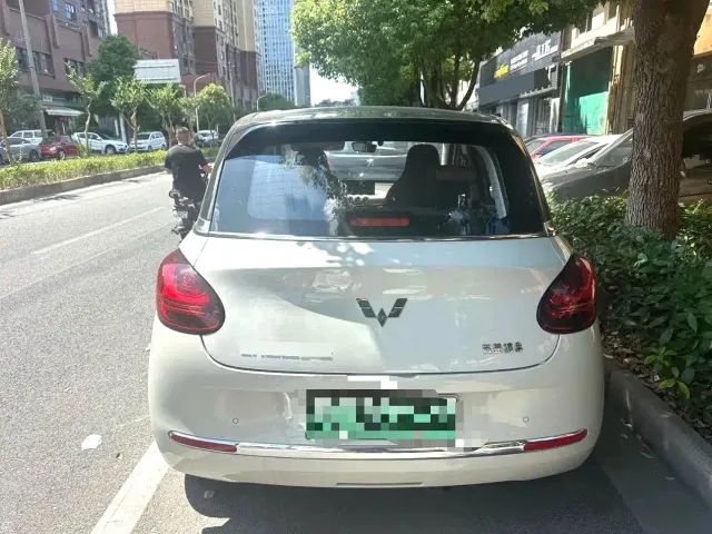 Wuling Bingo — Фото автомобиля 6