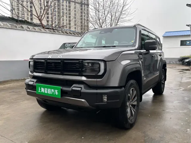 Фотография автомобиля — BAIC BJ40