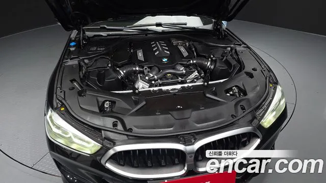 BMW 8 Series G15 — Фото автомобиля 6