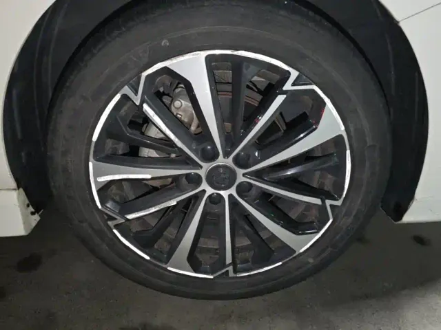 Changan Eado — Фото автомобиля 6