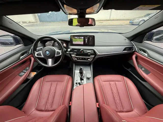 BMW 5 Series — Фото автомобиля 8