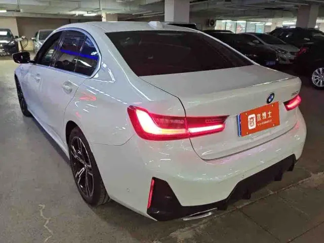 BMW 3 Series — Фото автомобиля 3