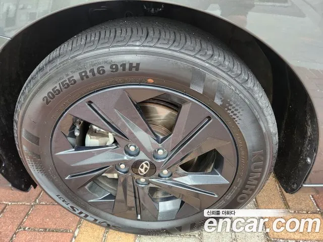 Hyundai AVANTE Avante (CN7) — Фото автомобиля 6