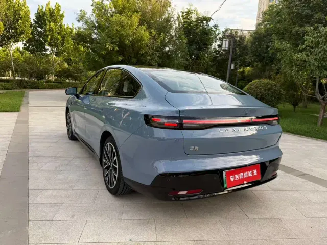 Leapmotor B01 — Фото автомобиля 9