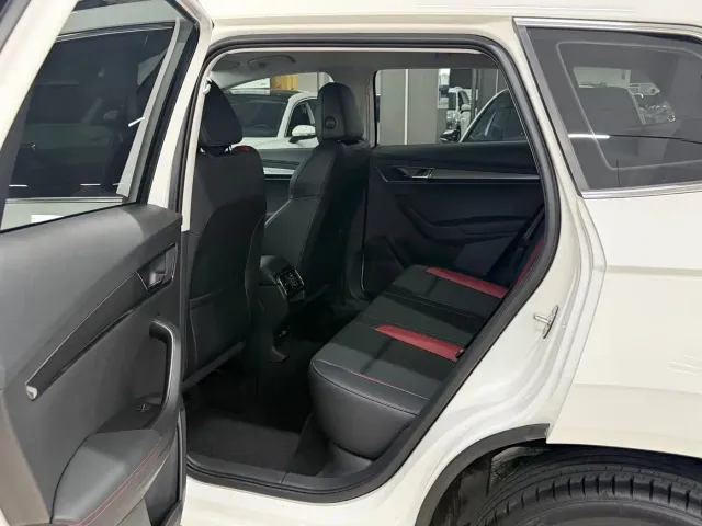 Skoda Karoq — Фото автомобиля 12