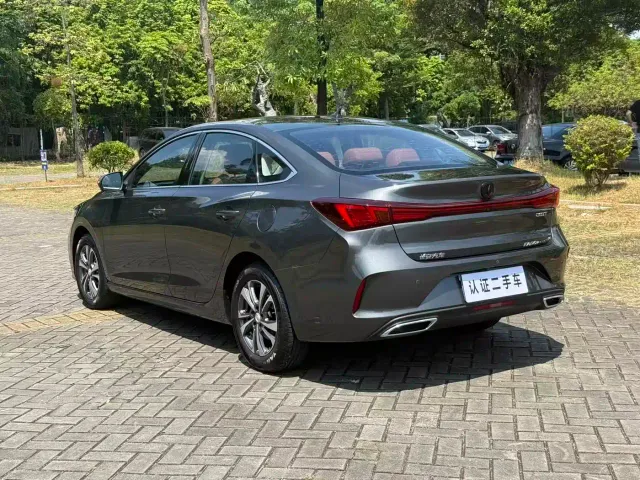 Changan Eado — Фото автомобиля 14