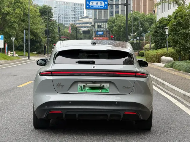 Nio ET5 Touring — Фото автомобиля 11