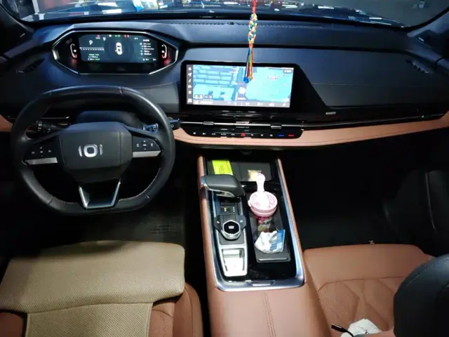 Changan Qiyuan Q05 — Фото автомобиля 12