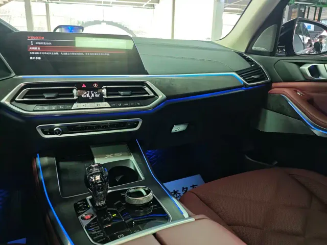 BMW X5 — Фото автомобиля 9