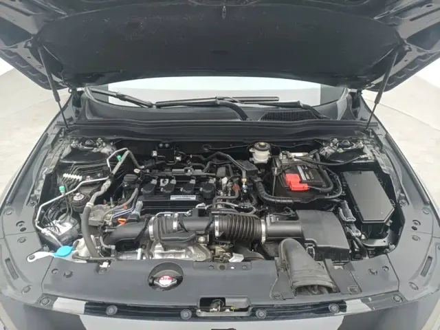 Honda Accord — Фото автомобиля 13