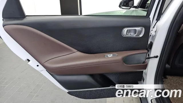 Hyundai Ioniq6 — Фото автомобиля 23