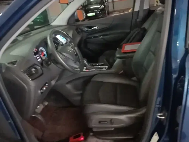 Chevrolet Equinox — Фото автомобиля 14