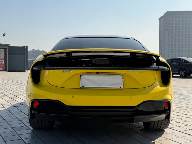Lotus Emeya — Фото автомобиля 7