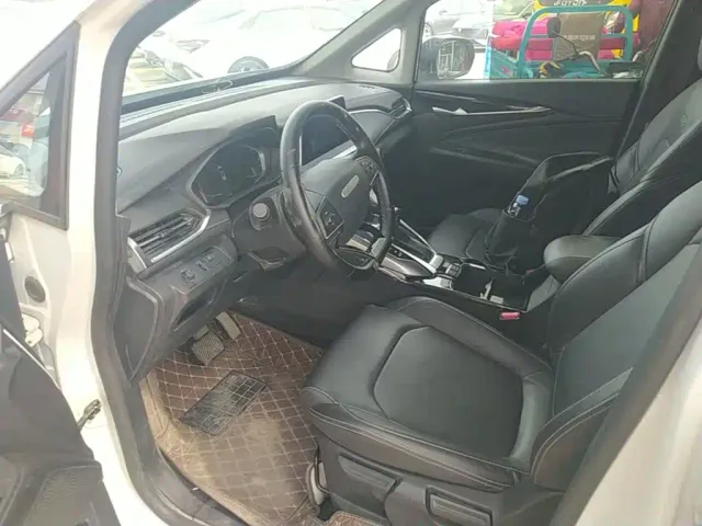 Maxus G50 — Фото автомобиля 15