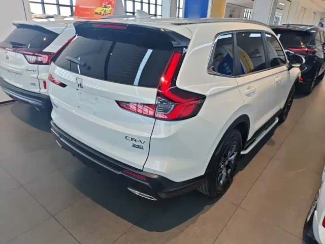 Honda CR-V — Фото автомобиля 6