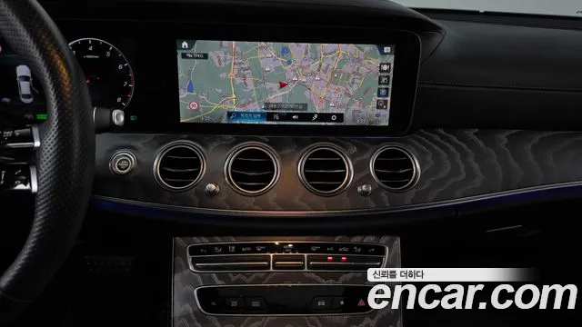 Mercedes-Benz E-Class W213 — Фото автомобиля 18