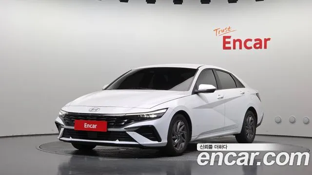 Фотография автомобиля — Hyundai Avante CN7