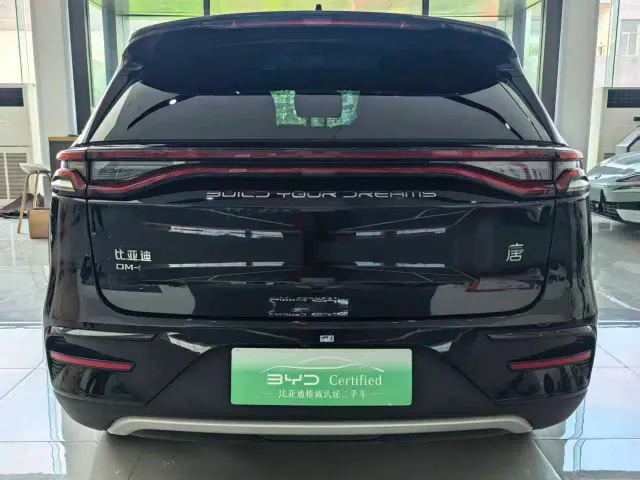 BYD Tang — Фото автомобиля 8