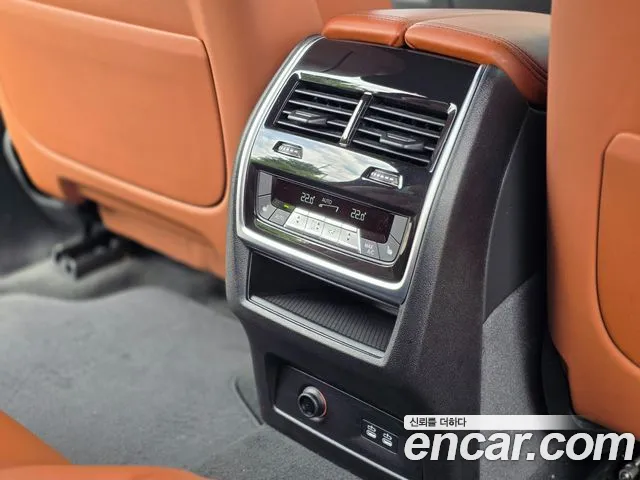 BMW X7 — Фото автомобиля 14