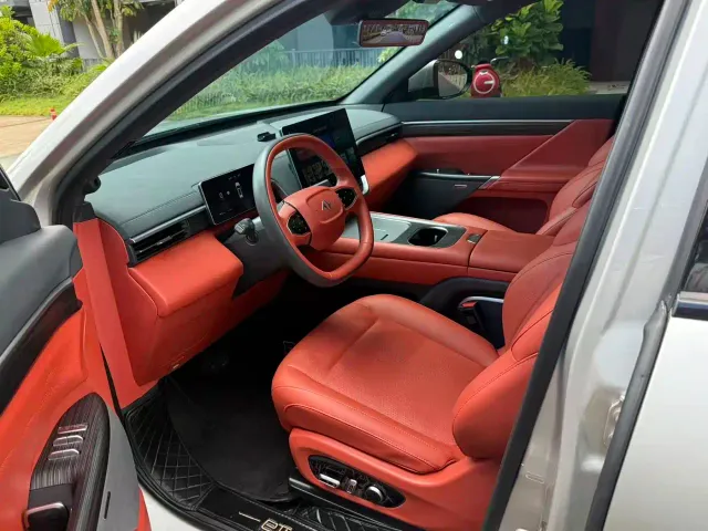 Dongfeng eπ 008 — Фото автомобиля 4