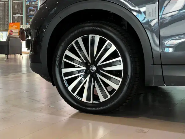 Volkswagen Talagon — Фото автомобиля 11