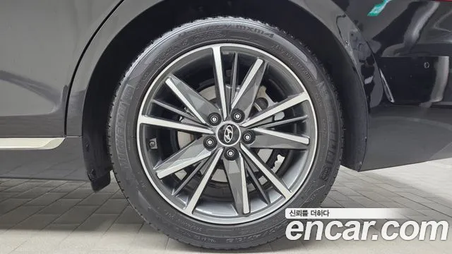 Hyundai Grandeur Grandeur (New) — Фото автомобиля 5