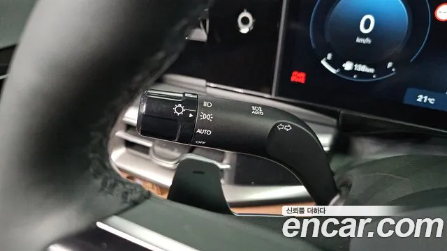 Hyundai Grandeur GN7 — Фото автомобиля 25