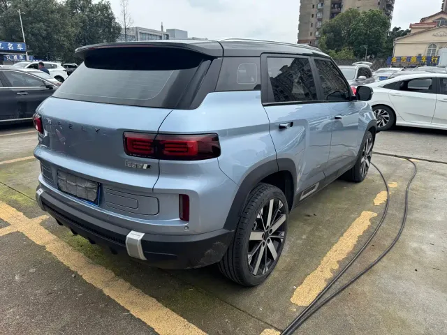 Geely Geely ICON 2023 Model 1.5TD Chocolate Deluxe Edition — Фото автомобиля 17