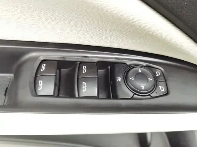 Buick Velite 6 2020 Plug-in Hybrid Connected Fashion Edition — Фото автомобиля 9