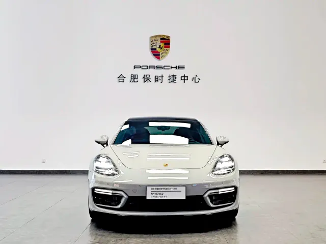 Porsche Panamera — Фото автомобиля 2