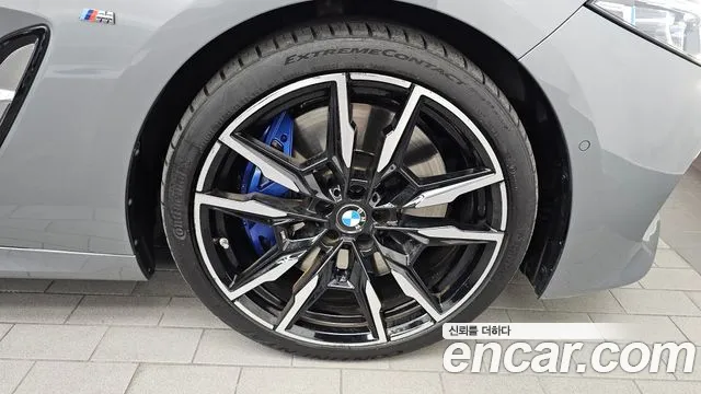 BMW 8 Series G15 — Фото автомобиля 21