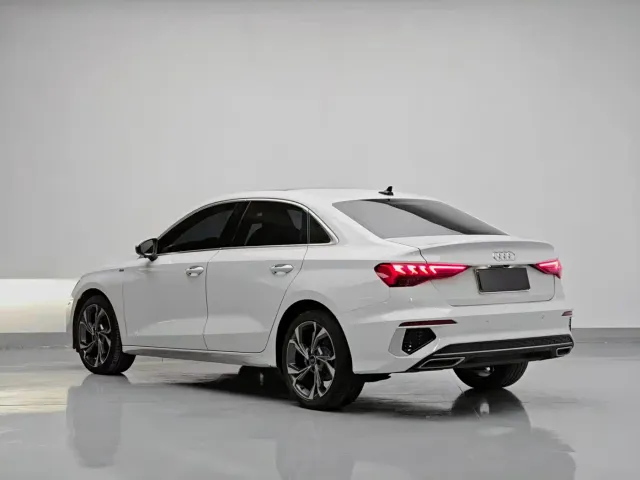 Audi A3 — Фото автомобиля 4