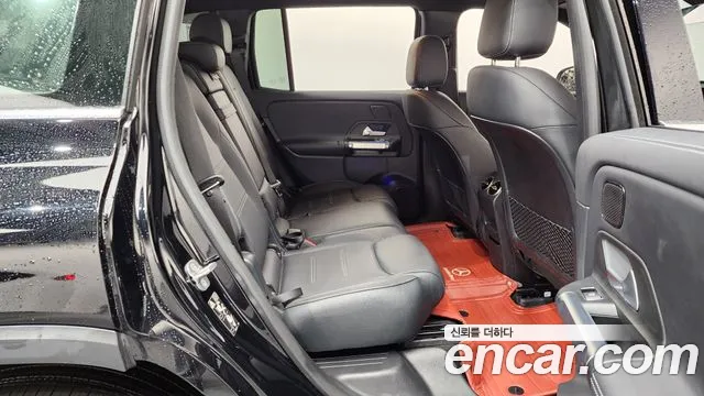 Mercedes-Benz EQB — Фото автомобиля 12