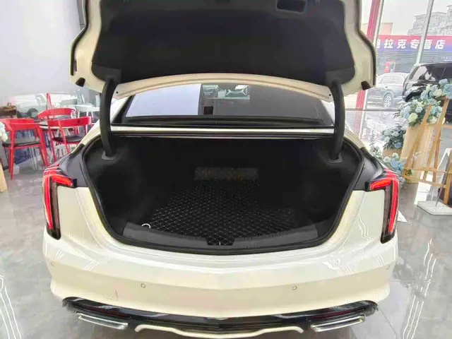 Cadillac CT5 — Фото автомобиля 20