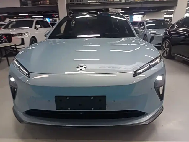 Nio ET5 — Фото автомобиля 2