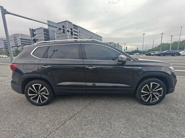 Volkswagen Tharu — Фото автомобиля 4